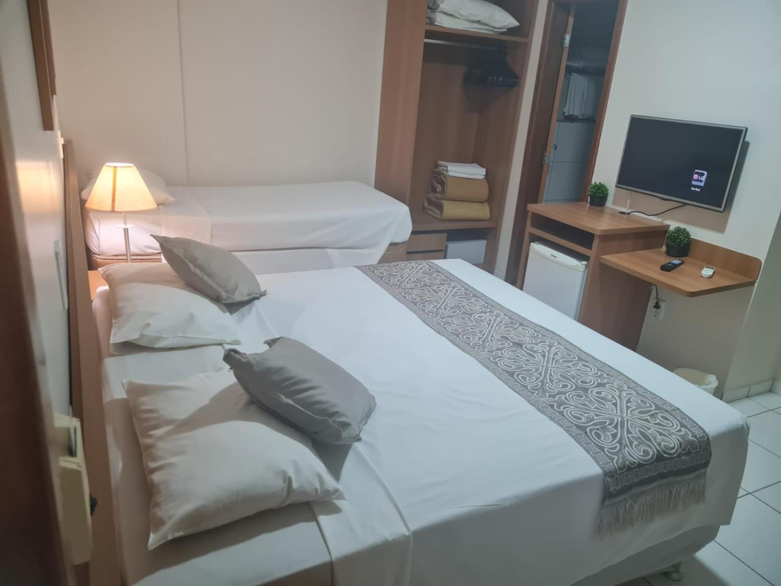 Golden Dolphin Resort - Grand & Express - Caldas Novas - Com Tv A Cabo - Aguas Termais 외부 사진