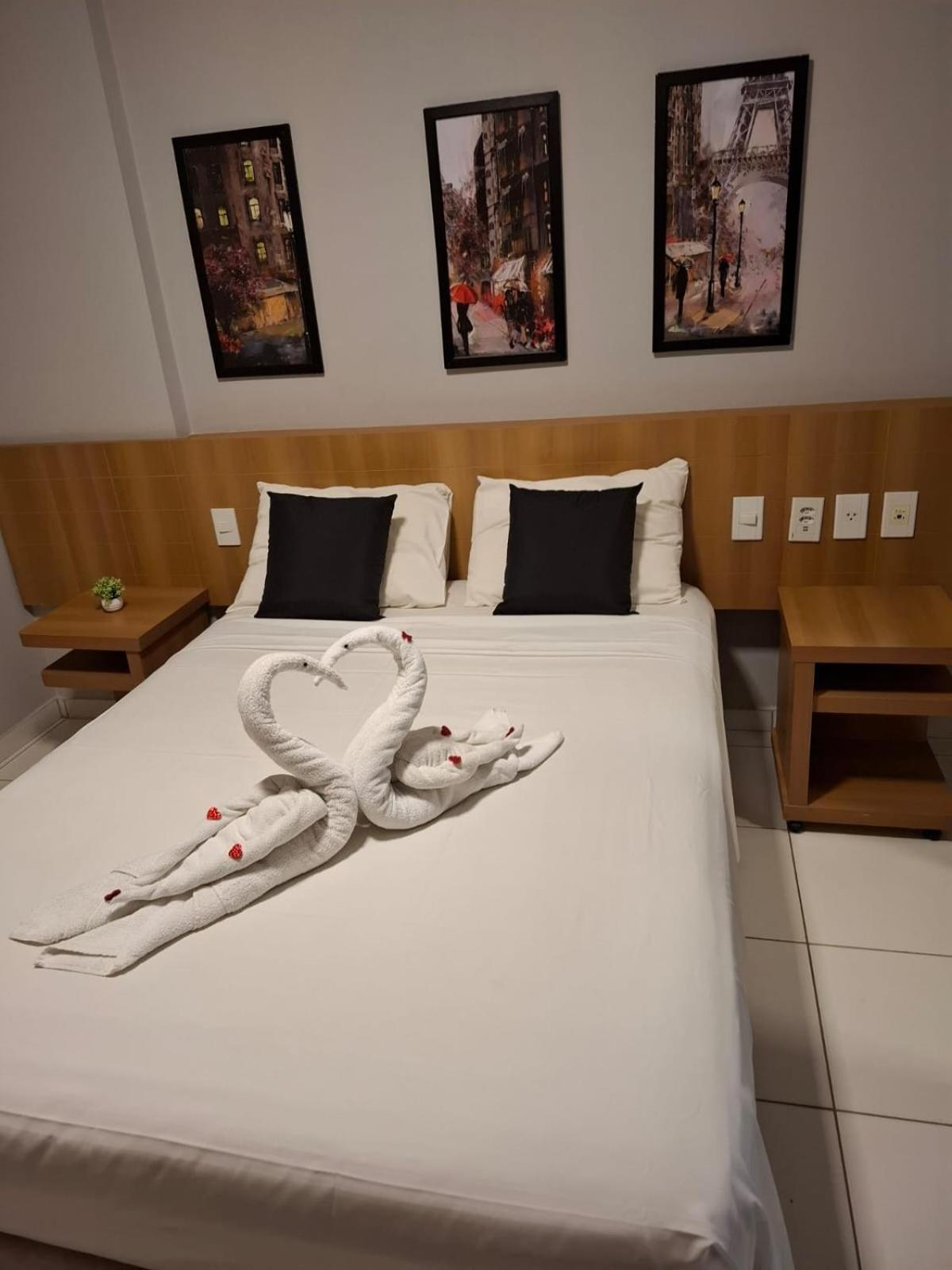 Golden Dolphin Resort - Grand & Express - Caldas Novas - Com Tv A Cabo - Aguas Termais 외부 사진